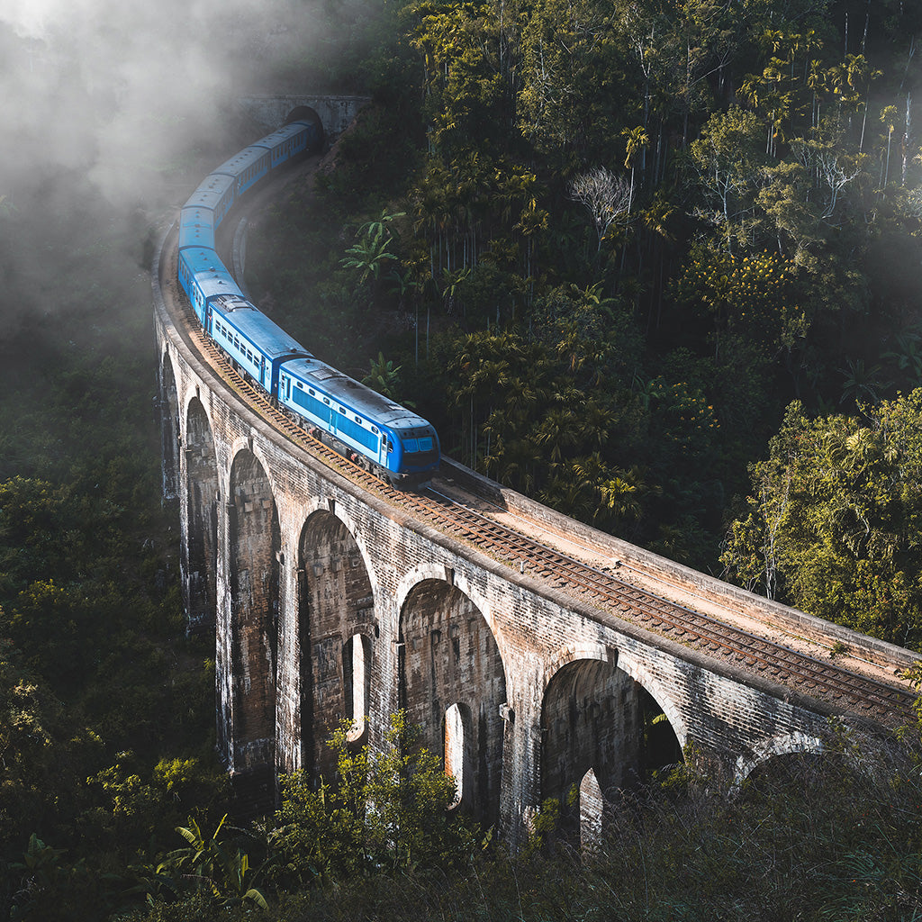 Famous Nine arch bridge backdrop